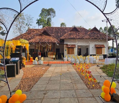 TEAL LUXURY STAYS -Teal Heritage Villa Koothattukulam5