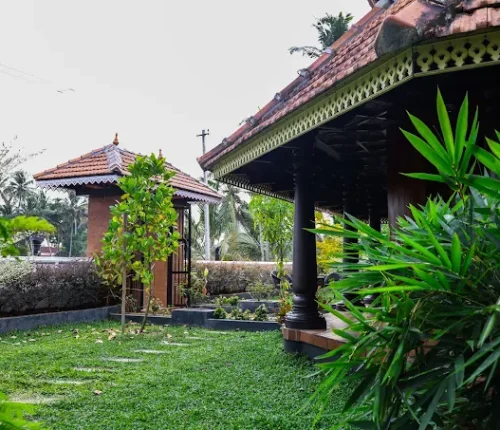 Thampurans heritage resort-image2