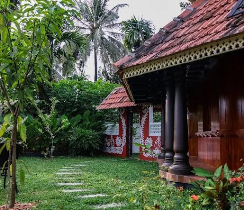 Thampurans heritage resort-image3